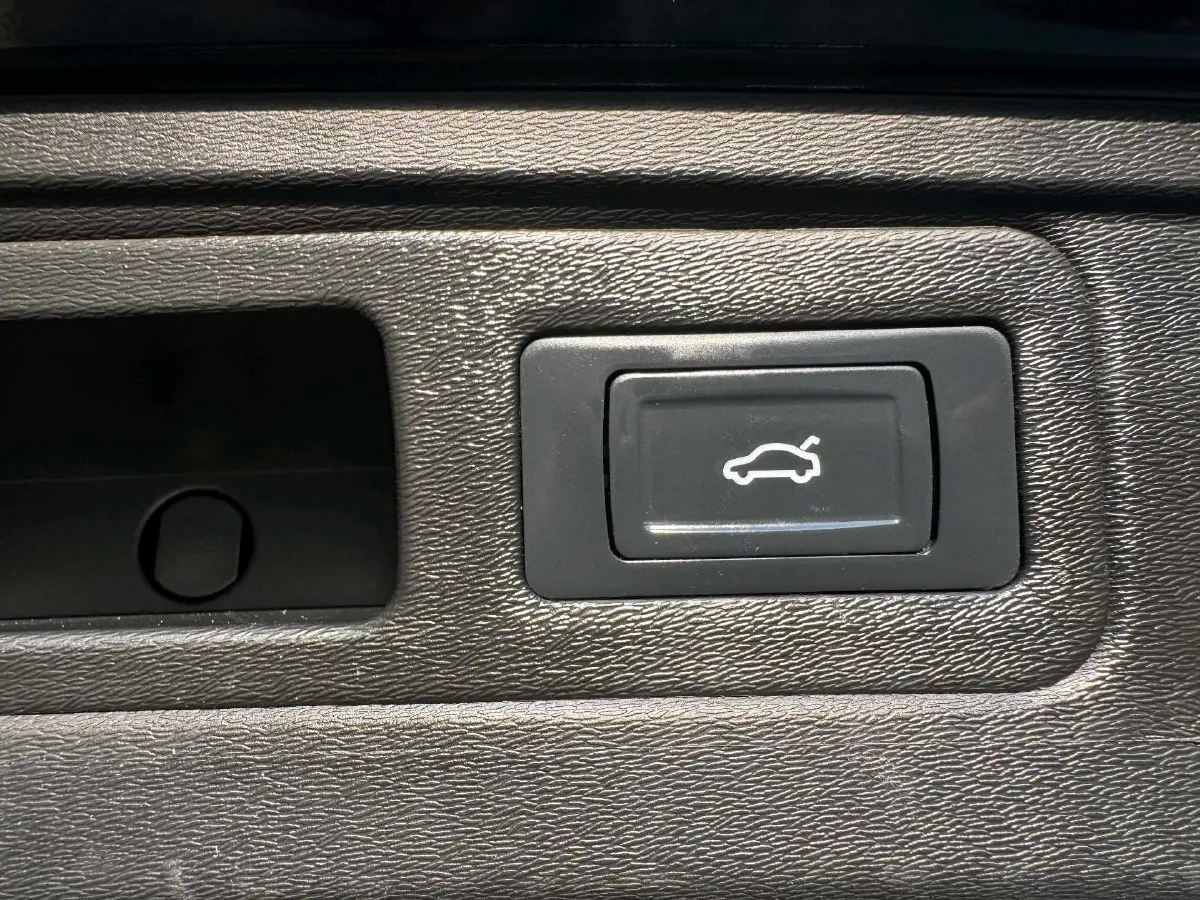 2021 Jetour X70 1.6T 197HP L4 7DCT,autocango,china used car exporter,china ev exporter,chinese used car exporter,chinese used ev exporter