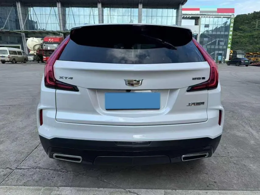 2024 Cadillac XT4 2.0T 237HP L4 9AT,autocango,china used car exporter,china ev exporter,chinese used car exporter,chinese used ev exporter