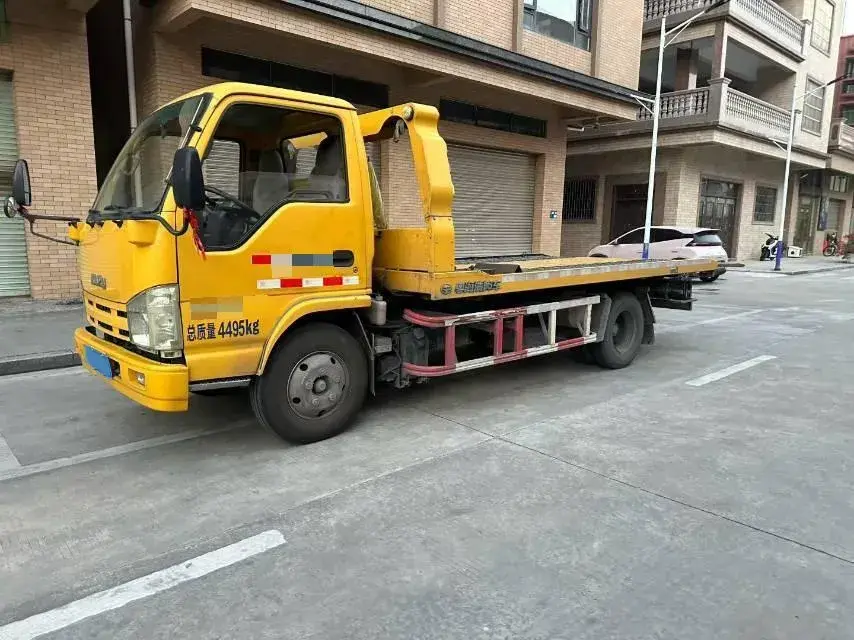 2016 Qoros 3 1.6L 126HP L4 6MT