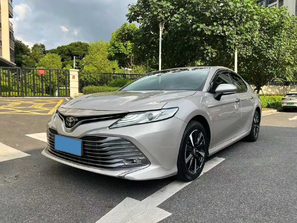 2019 Toyota Camry 2.0L 178HP L4 CVT