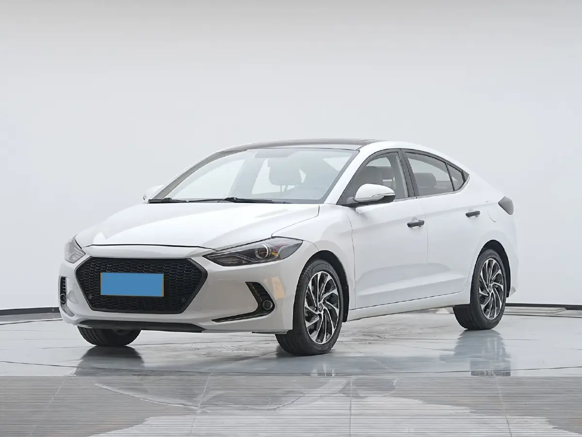 2019 Hyundai Elantra 1.4T 130HP L4 7DCT