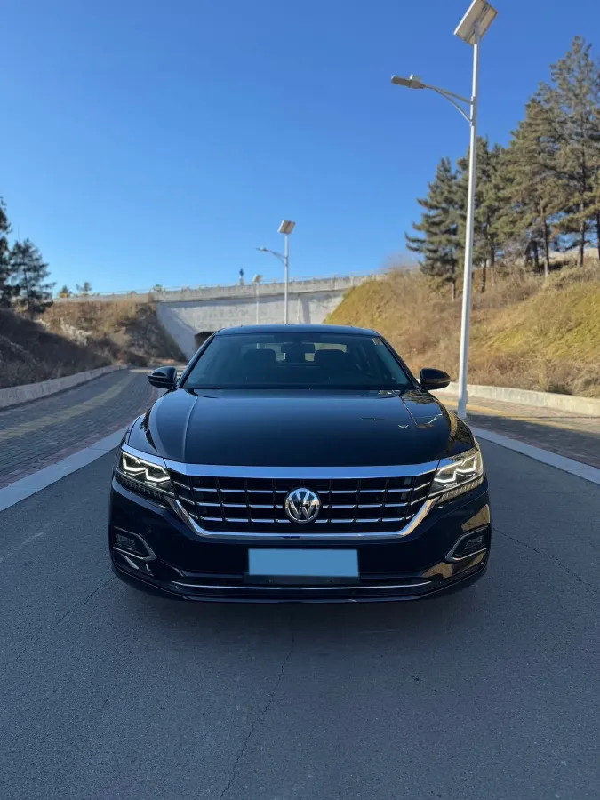 2019 Volvo V40 1.5T 152HP L4 6AT,autocango,china used car exporter,china ev exporter,chinese used car exporter,chinese used ev exporter