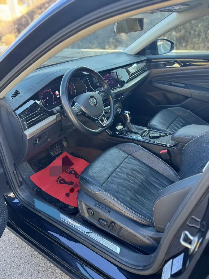 2019 Volvo V40 1.5T 152HP L4 6AT,autocango,china used car exporter,china ev exporter,chinese used car exporter,chinese used ev exporter