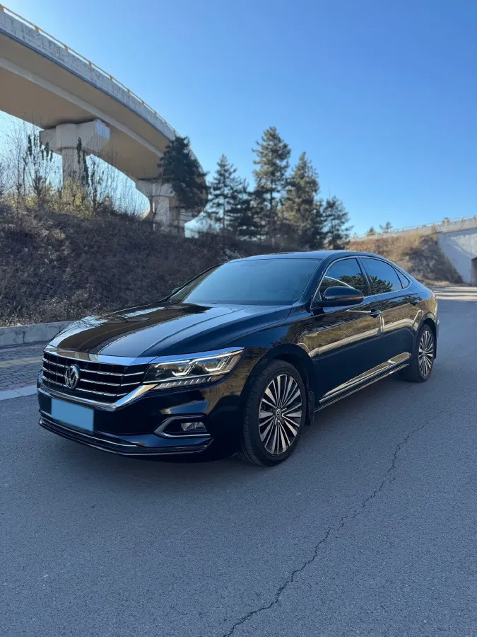 2019 Volvo V40 1.5T 152HP L4 6AT,autocango,china used car exporter,china ev exporter,chinese used car exporter,chinese used ev exporter