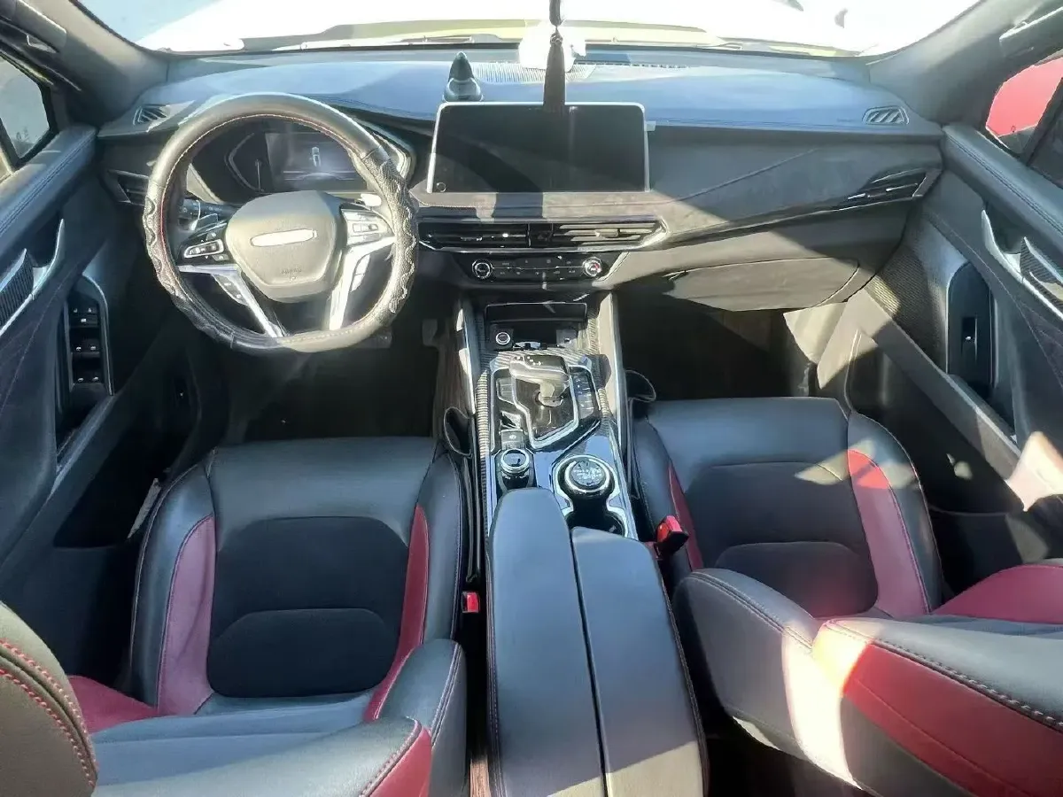 2022 MAXUS D90 Pro 2.0T 218HP L4 8AT,autocango,china used car exporter,china ev exporter,chinese used car exporter,chinese used ev exporter