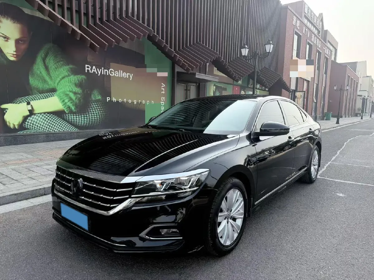 2019 Volvo V40 1.5T 152HP L4 6AT,autocango,china used car exporter,china ev exporter,chinese used car exporter,chinese used ev exporter