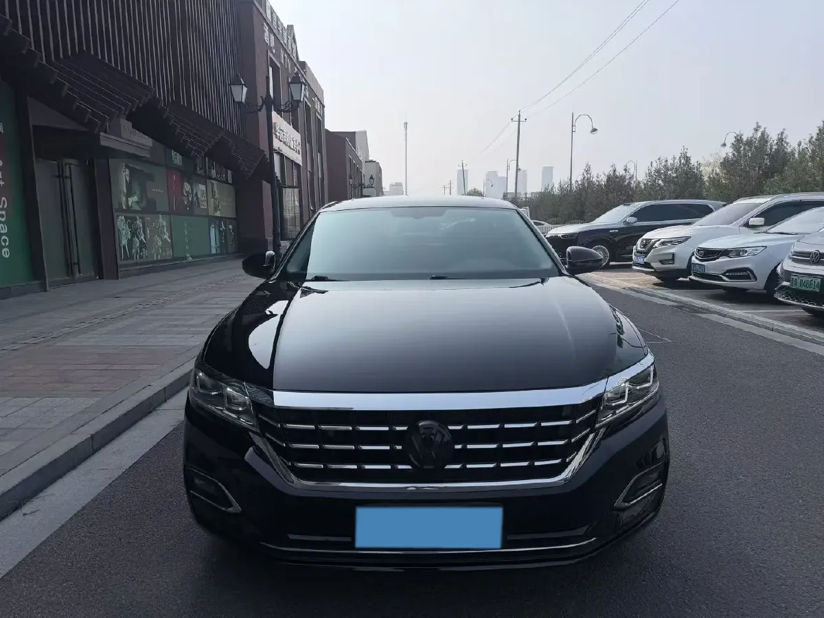 2019 Volvo V40 1.5T 152HP L4 6AT,autocango,china used car exporter,china ev exporter,chinese used car exporter,chinese used ev exporter
