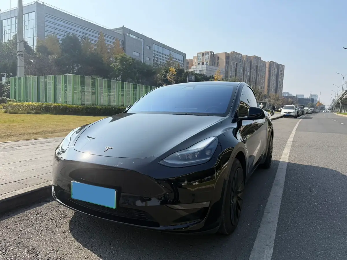 2021 Tesla Model Y BEV 60KWH