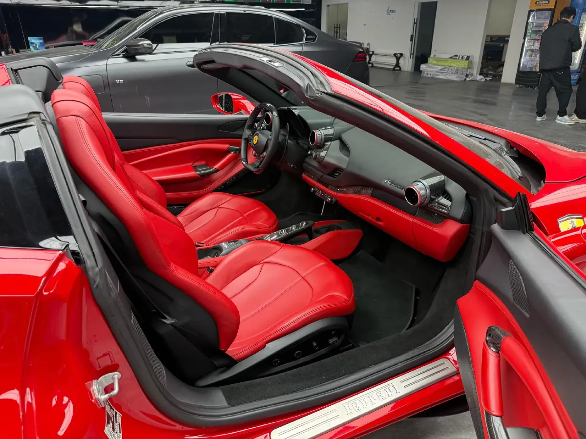 2020 Ferrari F8 3.9T 720HP V8 7DCT,autocango,china used car exporter,china ev exporter,chinese used car exporter,chinese used ev exporter