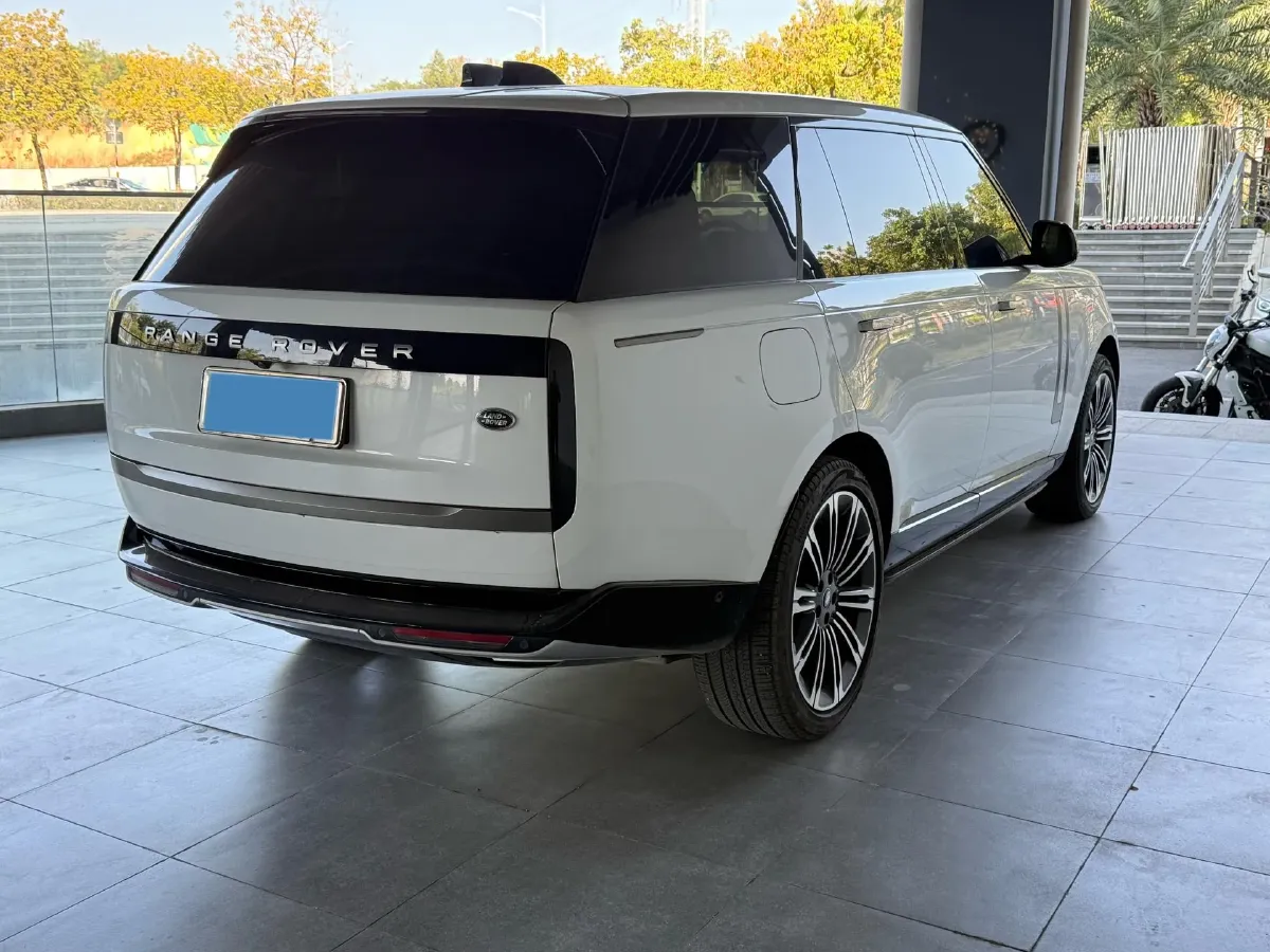 2024 Land Rover Range Rover 3.0T 400HP L6 8AT,autocango,china used car exporter,china ev exporter,chinese used car exporter,chinese used ev exporter