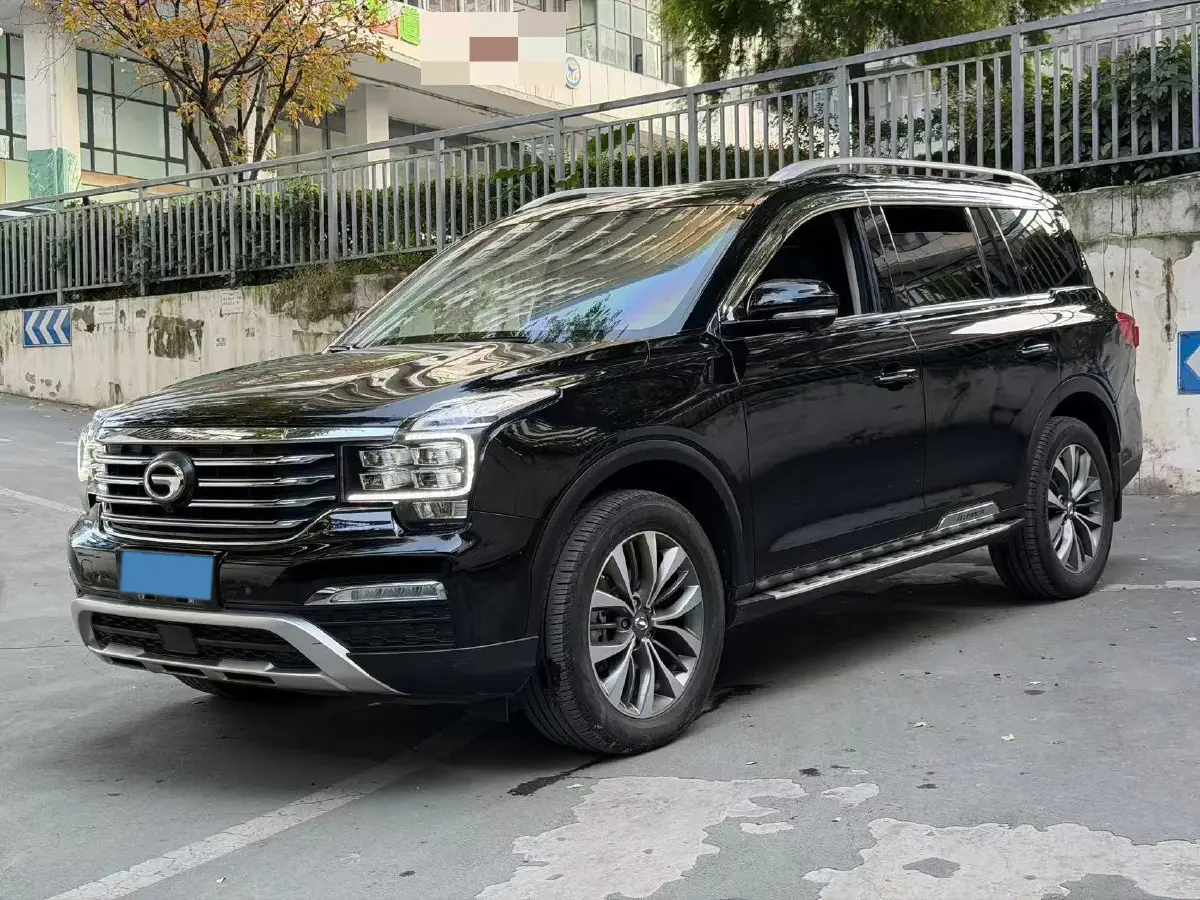 2017 GAC Trumpchi GS8 2.0T 201HP L4 6AT