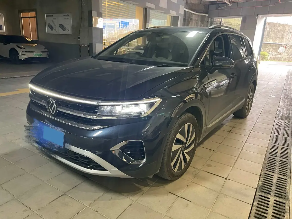 2021 Volkswagen Talagon 2.0T 220HP L4 7DCT