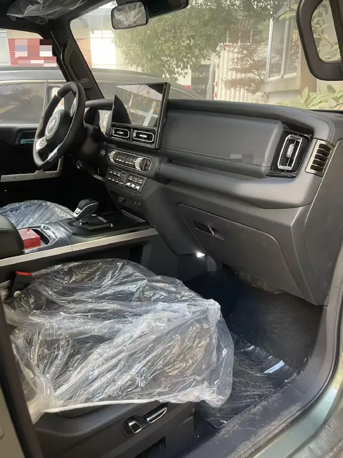 2025 212 212 T01 2.0T 252HP L4 8AT,autocango,china used car exporter,china ev exporter,chinese used car exporter,chinese used ev exporter