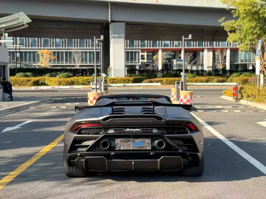 2020 Lamborghini Huracán 5.2L 611HP V10 7DCT,autocango,china used car exporter,china ev exporter,chinese used car exporter,chinese used ev exporter