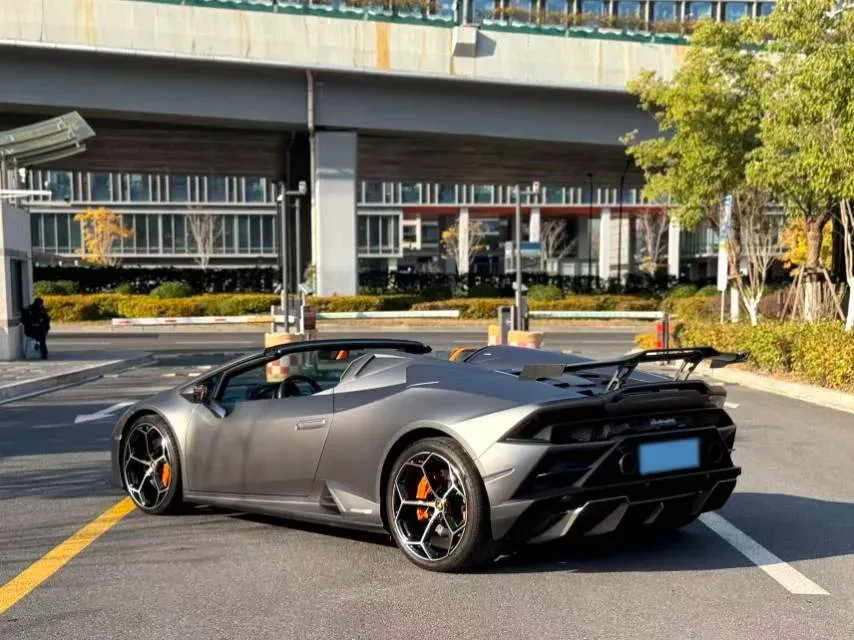 2020 Lamborghini Huracán 5.2L 611HP V10 7DCT,autocango,china used car exporter,china ev exporter,chinese used car exporter,chinese used ev exporter