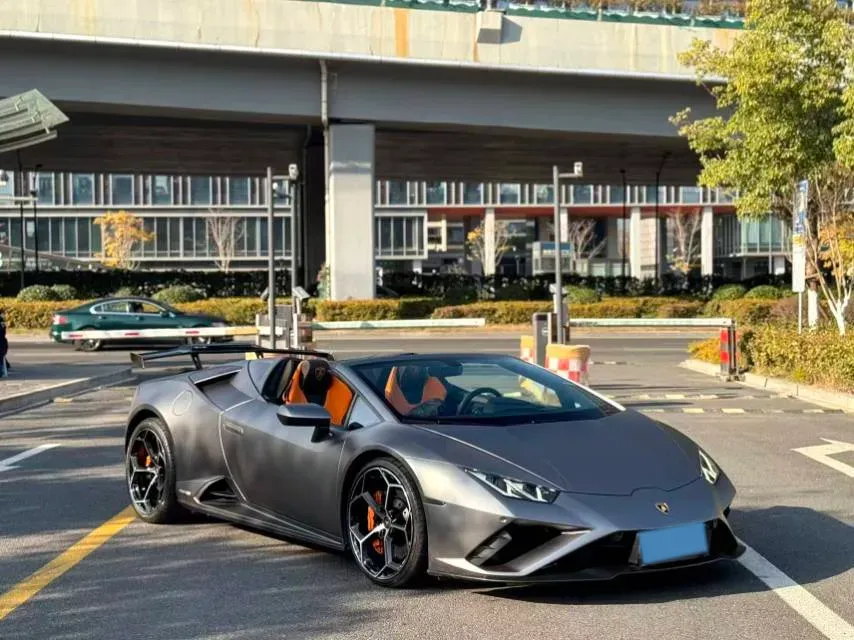 2020 Lamborghini Huracán 5.2L 611HP V10 7DCT,autocango,china used car exporter,china ev exporter,chinese used car exporter,chinese used ev exporter
