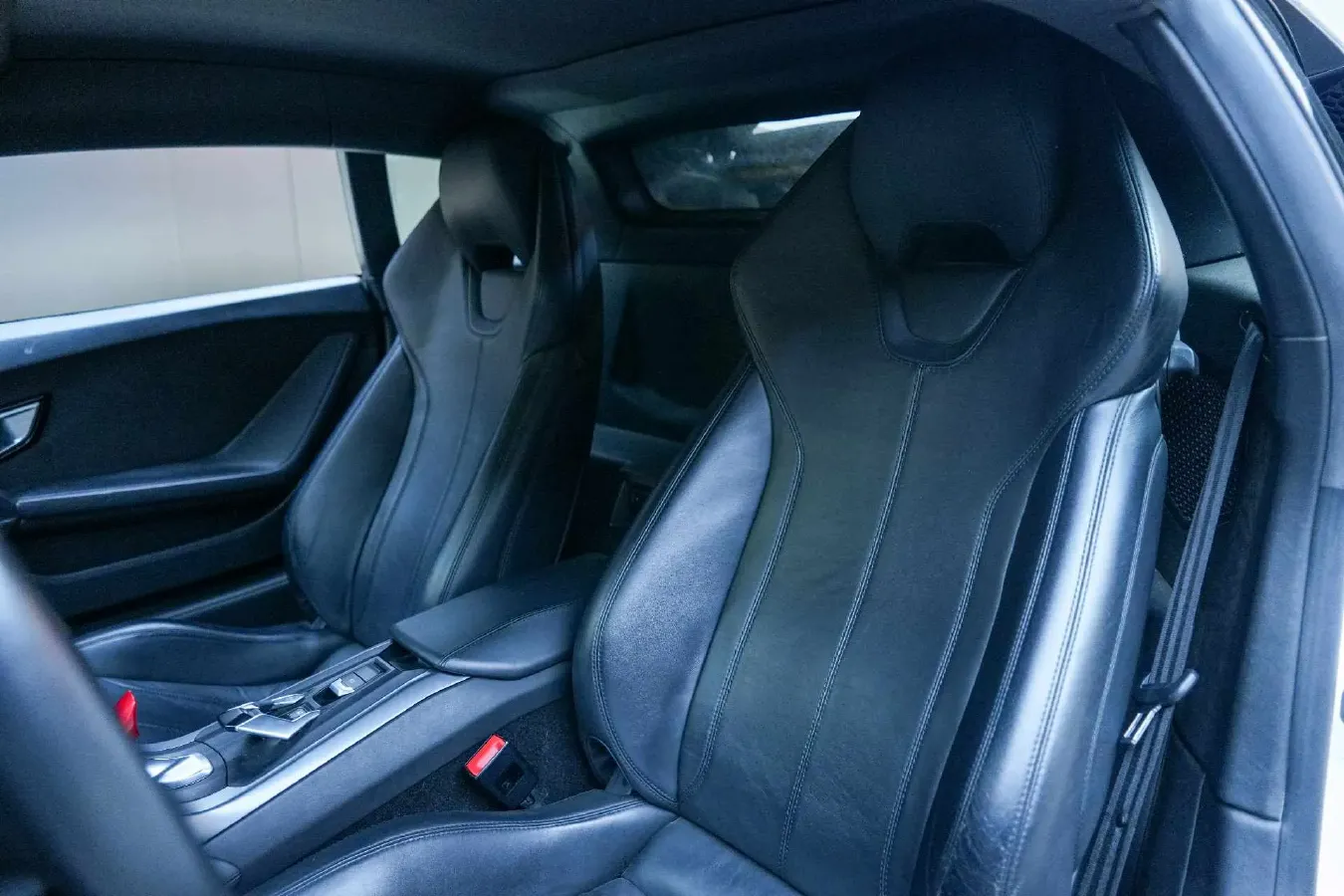 2016 Lamborghini Huracán 5.2L 580HP V10 7DCT,autocango,china used car exporter,china ev exporter,chinese used car exporter,chinese used ev exporter