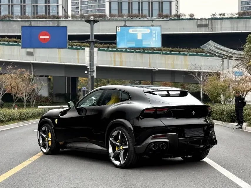 2023 Ferrari Purosangue 6.5L 725HP V12 8DCT,autocango,china used car exporter,china ev exporter,chinese used car exporter,chinese used ev exporter