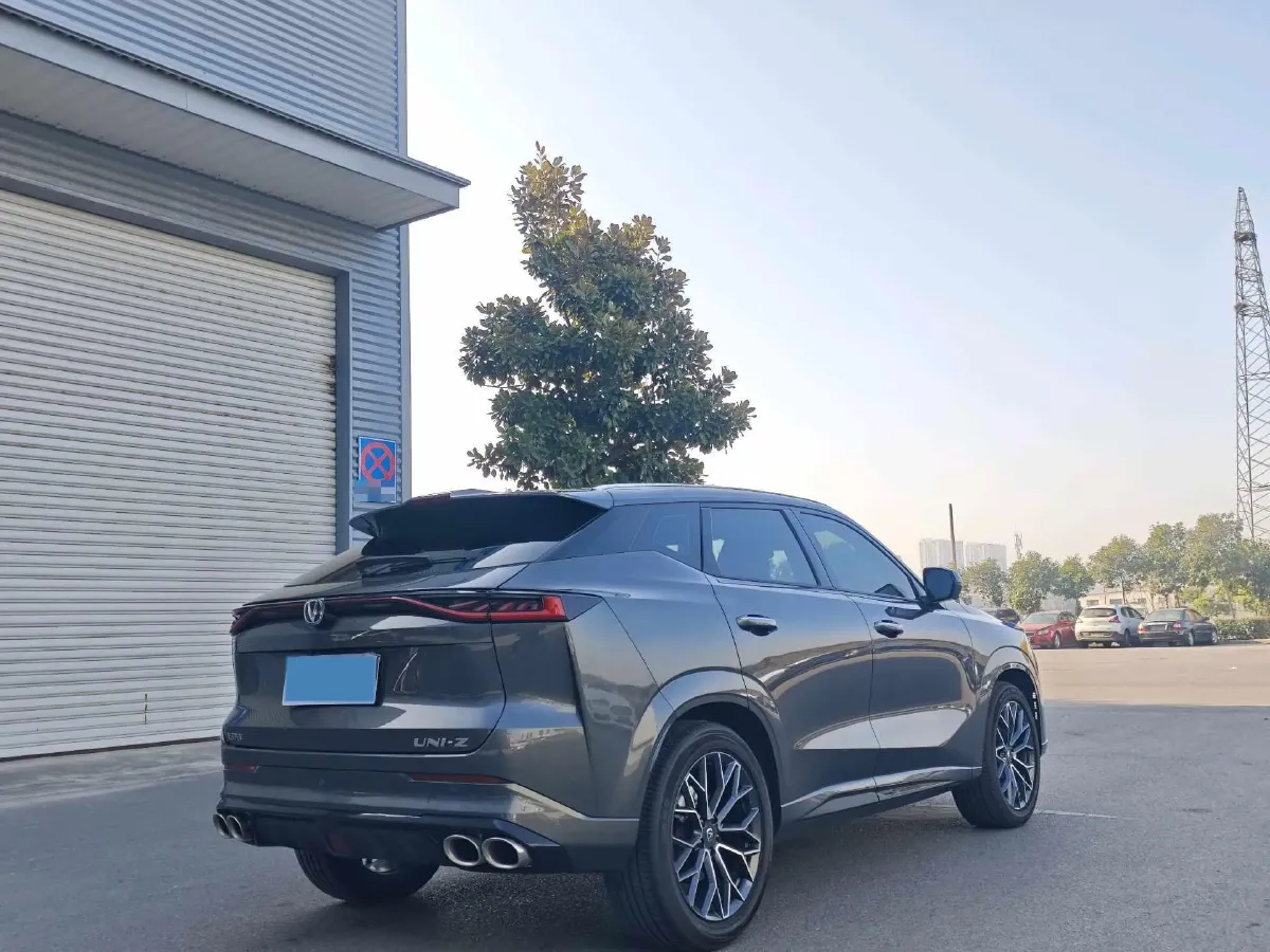 2025 ChangAn UNI-Z 1.5T 188HP L4 7DCT,autocango,china used car exporter,china ev exporter,chinese used car exporter,chinese used ev exporter