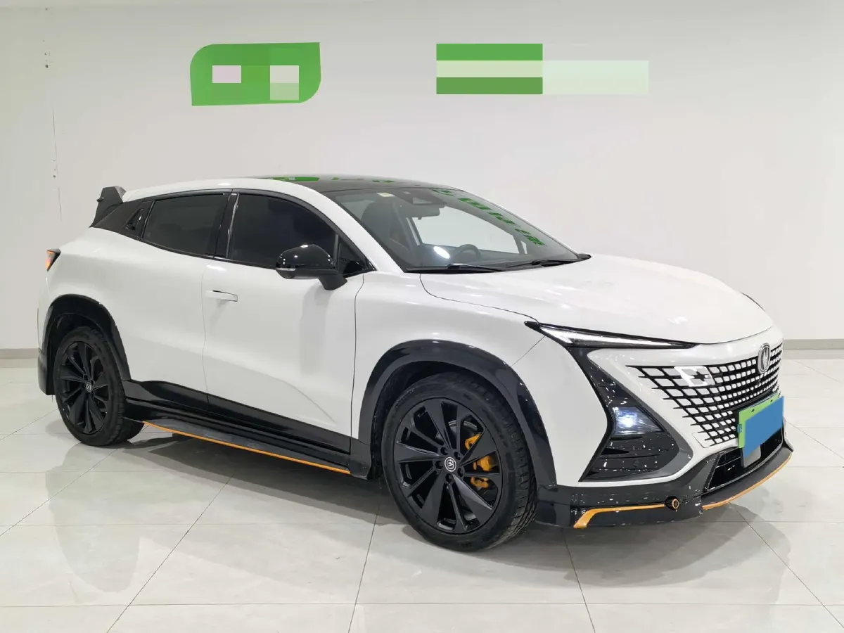 2022 ChangAn UNI-T 1.5T 188HP L4 7DCT,autocango,china used car exporter,china ev exporter,chinese used car exporter,chinese used ev exporter