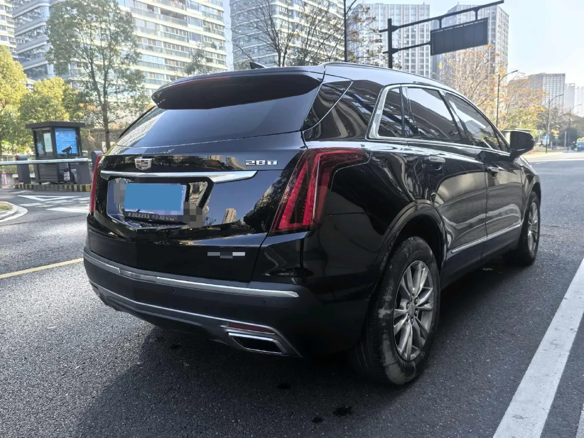 2022 Cadillac XT5 2.0T 237HP L4 9AT,autocango,china used car exporter,china ev exporter,chinese used car exporter,chinese used ev exporter