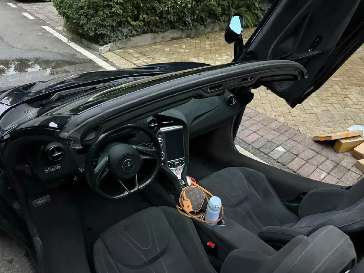 2019 McLaren 720S 4.0T 720HP V8 7DCT,autocango,china used car exporter,china ev exporter,chinese used car exporter,chinese used ev exporter