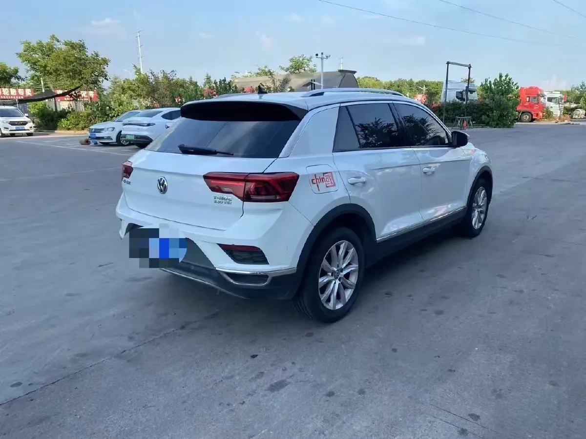 2019 Volkswagen T-Roc 1.4T 131HP L4 7DCT,autocango,china used car exporter,china ev exporter,chinese used car exporter,chinese used ev exporter