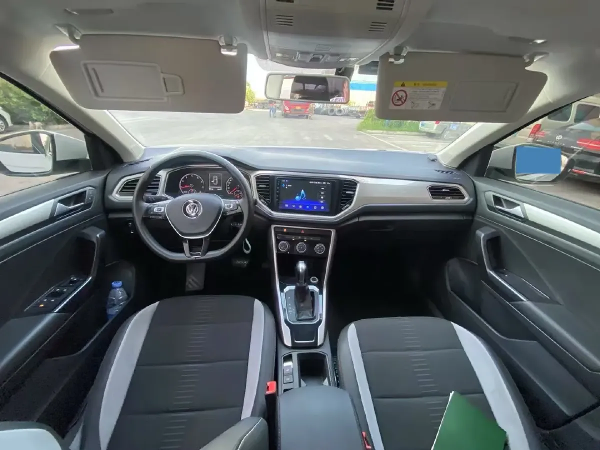2019 Volkswagen T-Roc 1.4T 131HP L4 7DCT,autocango,china used car exporter,china ev exporter,chinese used car exporter,chinese used ev exporter