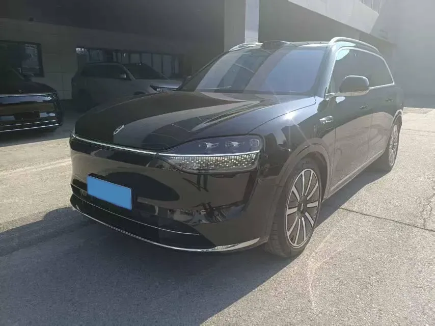 2024 AITO AITO M9 1.5T 152HP L4 REEV 42KWH,autocango,china used car exporter,china ev exporter,chinese used car exporter,chinese used ev exporter