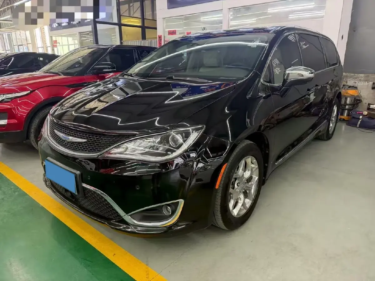 2017 Chrysler Pacifica 3.6L 279HP V6 9AT