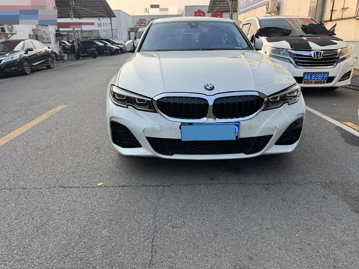 2021 BMW 3 Series 2.0T 184HP L4 8AT,autocango,china used car exporter,china ev exporter,chinese used car exporter,chinese used ev exporter