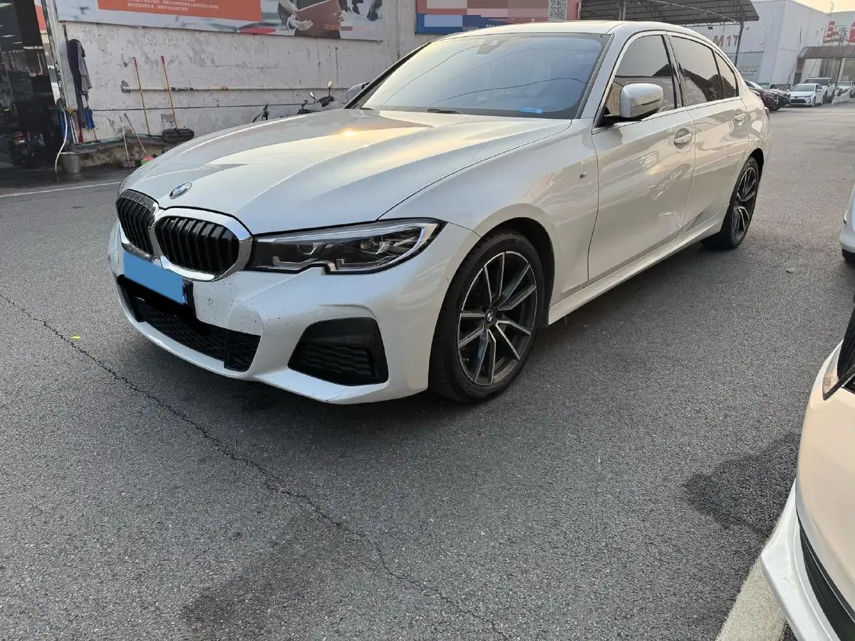 2021 BMW 3 Series 2.0T 184HP L4 8AT