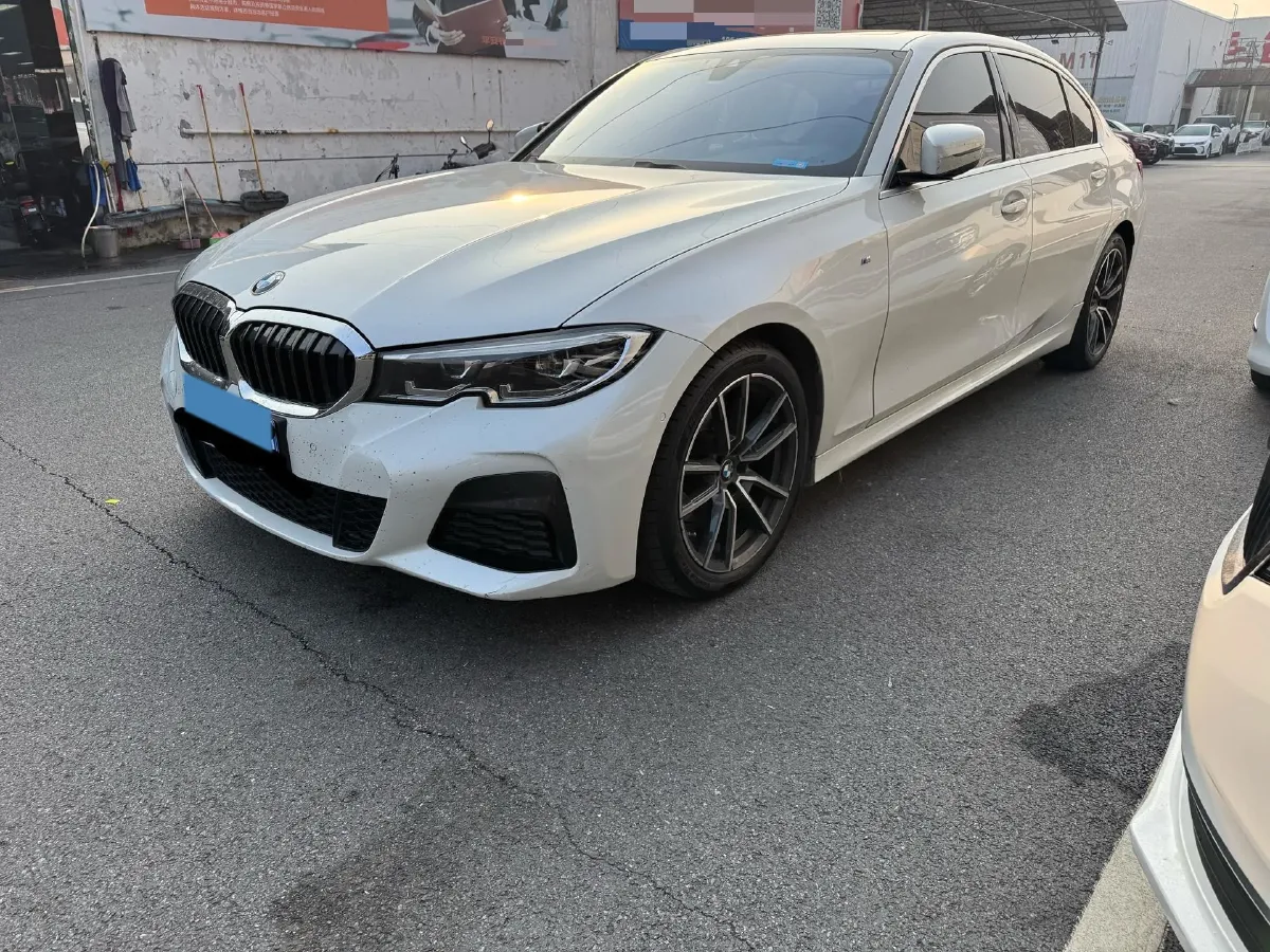 2021 BMW 3 Series 2.0T 184HP L4 8AT,autocango,china used car exporter,china ev exporter,chinese used car exporter,chinese used ev exporter