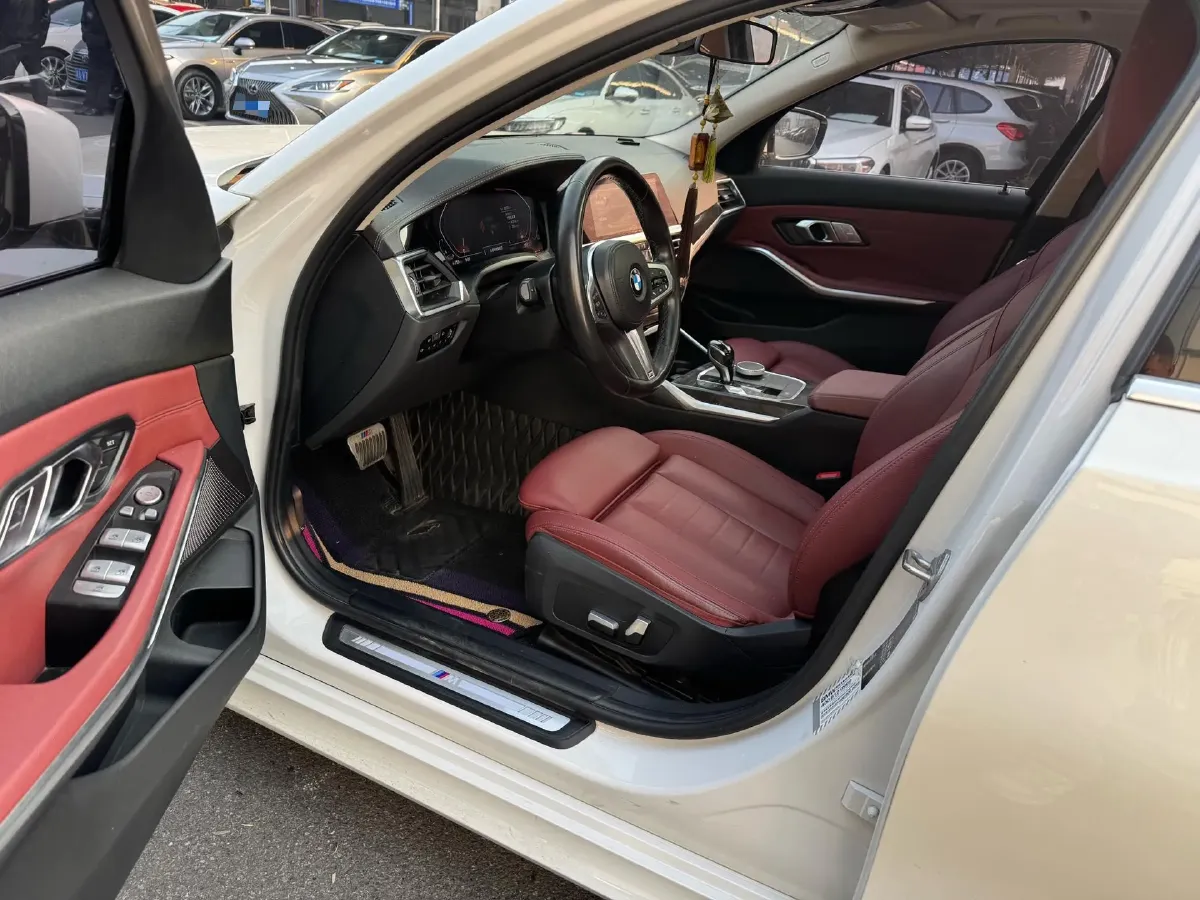 2021 BMW 3 Series 2.0T 184HP L4 8AT,autocango,china used car exporter,china ev exporter,chinese used car exporter,chinese used ev exporter