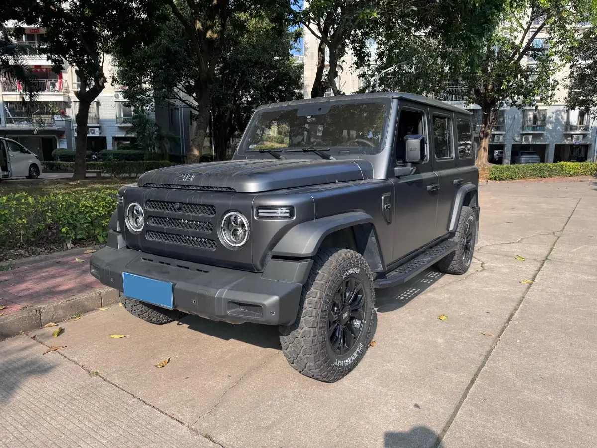 2024 212 212 T01 2.0T 252HP L4 8AT