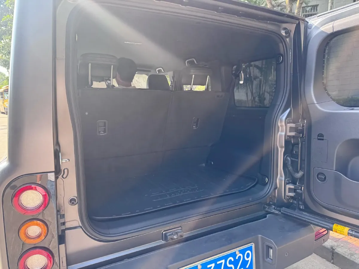 2024 212 212 T01 2.0T 252HP L4 8AT,autocango,china used car exporter,china ev exporter,chinese used car exporter,chinese used ev exporter