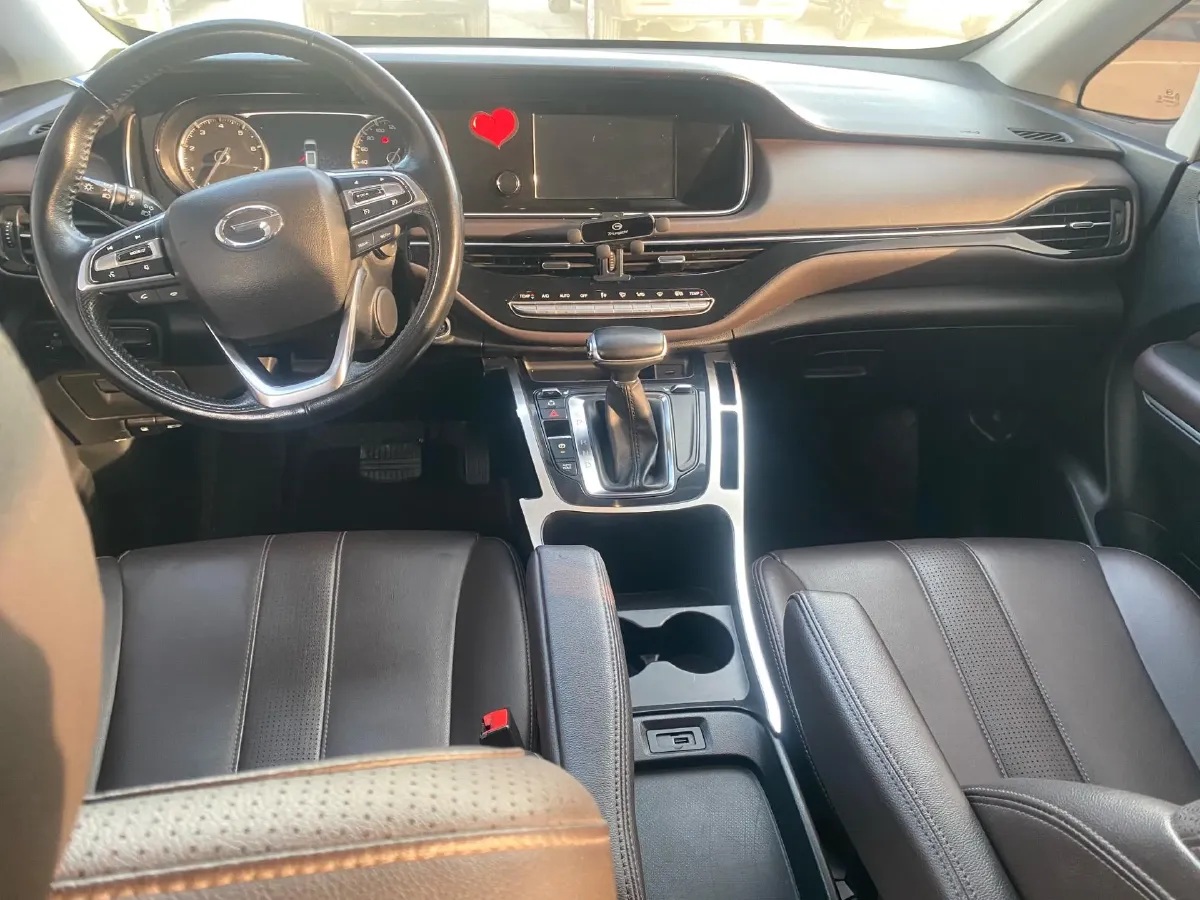 2021 GAC Trumpchi M6 1.5T 169HP L4 7DCT,autocango,china used car exporter,china ev exporter,chinese used car exporter,chinese used ev exporter