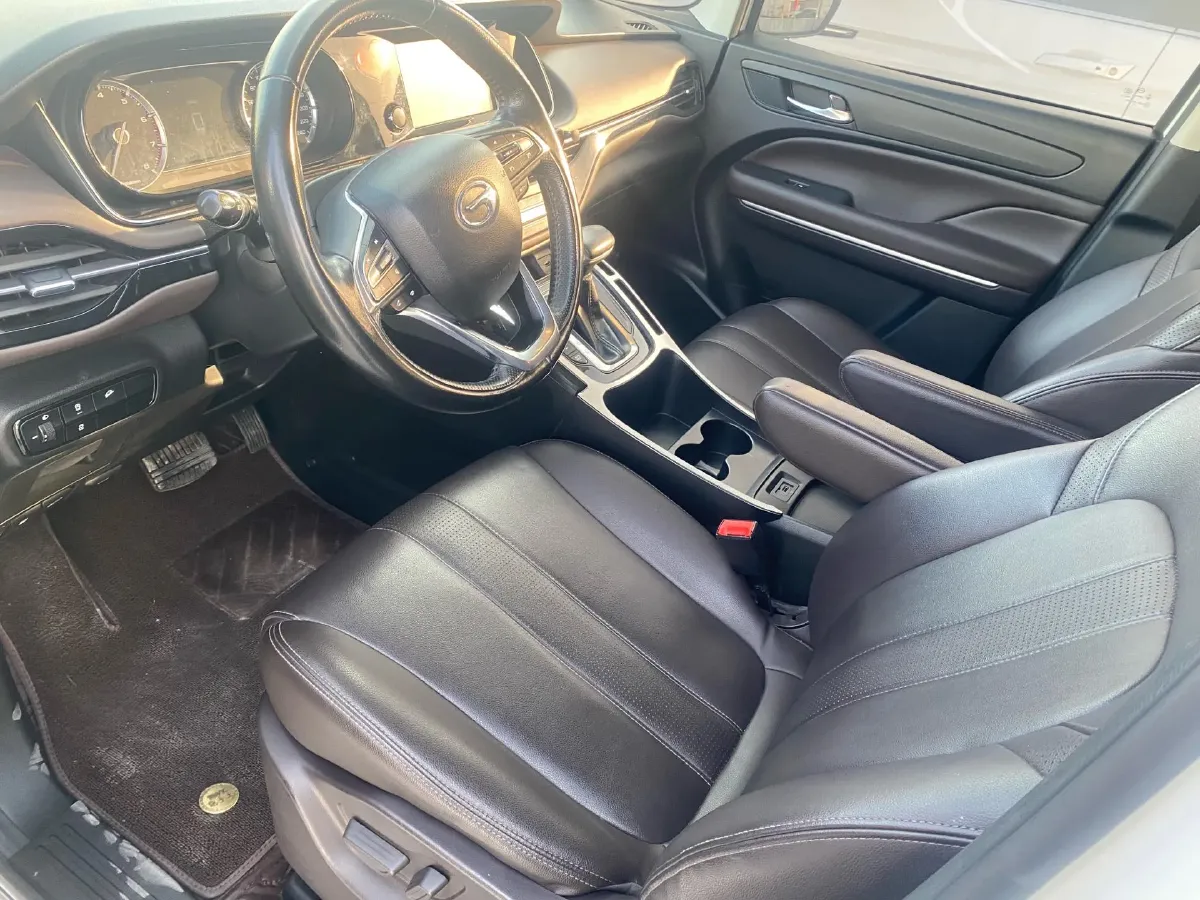 2021 GAC Trumpchi M6 1.5T 169HP L4 7DCT,autocango,china used car exporter,china ev exporter,chinese used car exporter,chinese used ev exporter