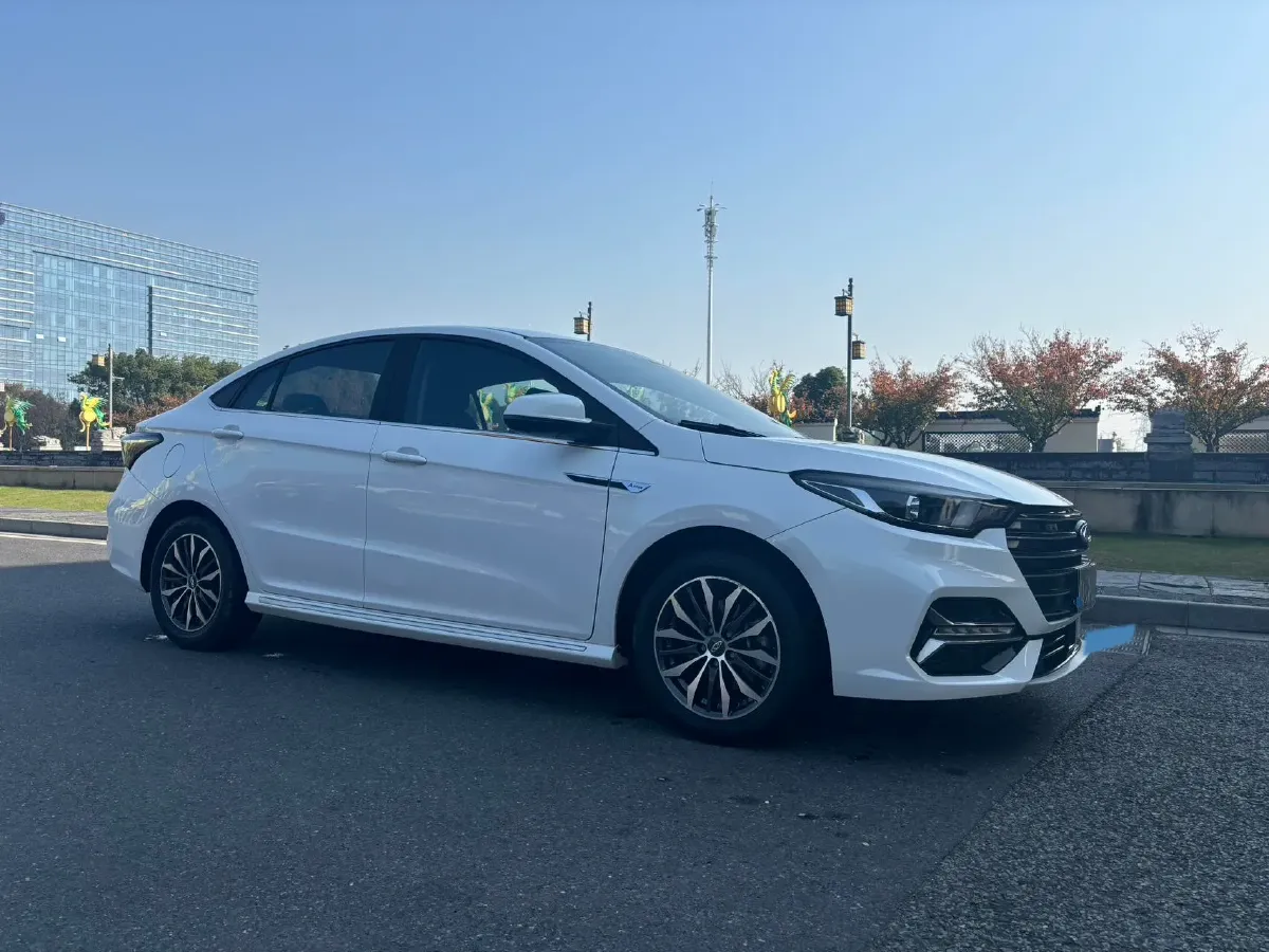 2021 Chery Arrizo 5 Plus 1.5T 156HP L4 5MT,autocango,china used car exporter,china ev exporter,chinese used car exporter,chinese used ev exporter