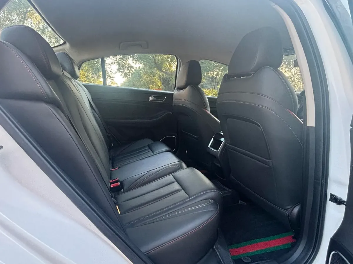 2021 Chery Arrizo 5 Plus 1.5T 156HP L4 5MT,autocango,china used car exporter,china ev exporter,chinese used car exporter,chinese used ev exporter