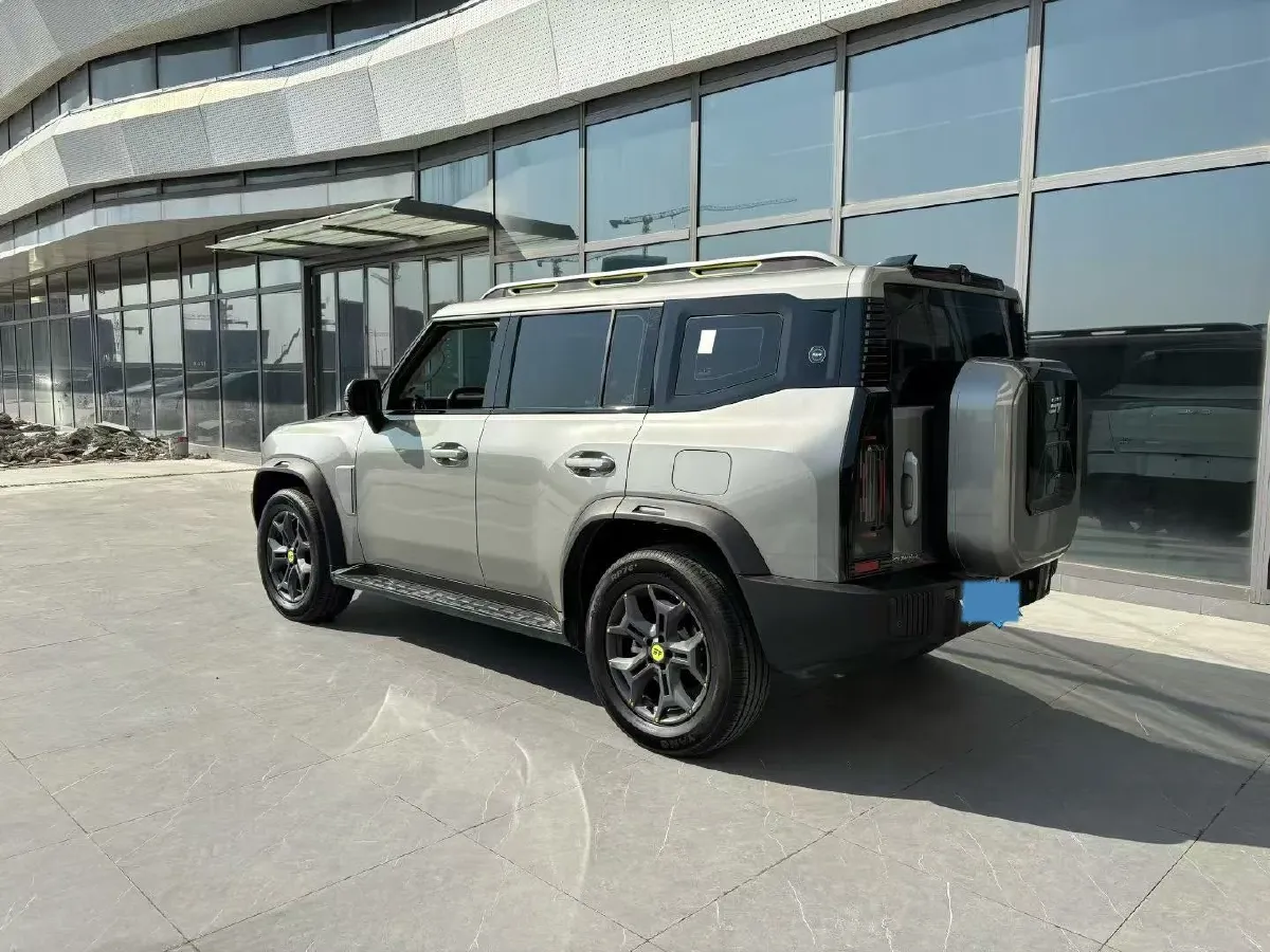 2024 Jetour ShanHai TravellerC-DM 1.5T 156HP L4 3DHT PHEV 26.7KWH,autocango,china used car exporter,china ev exporter,chinese used car exporter,chinese used ev exporter