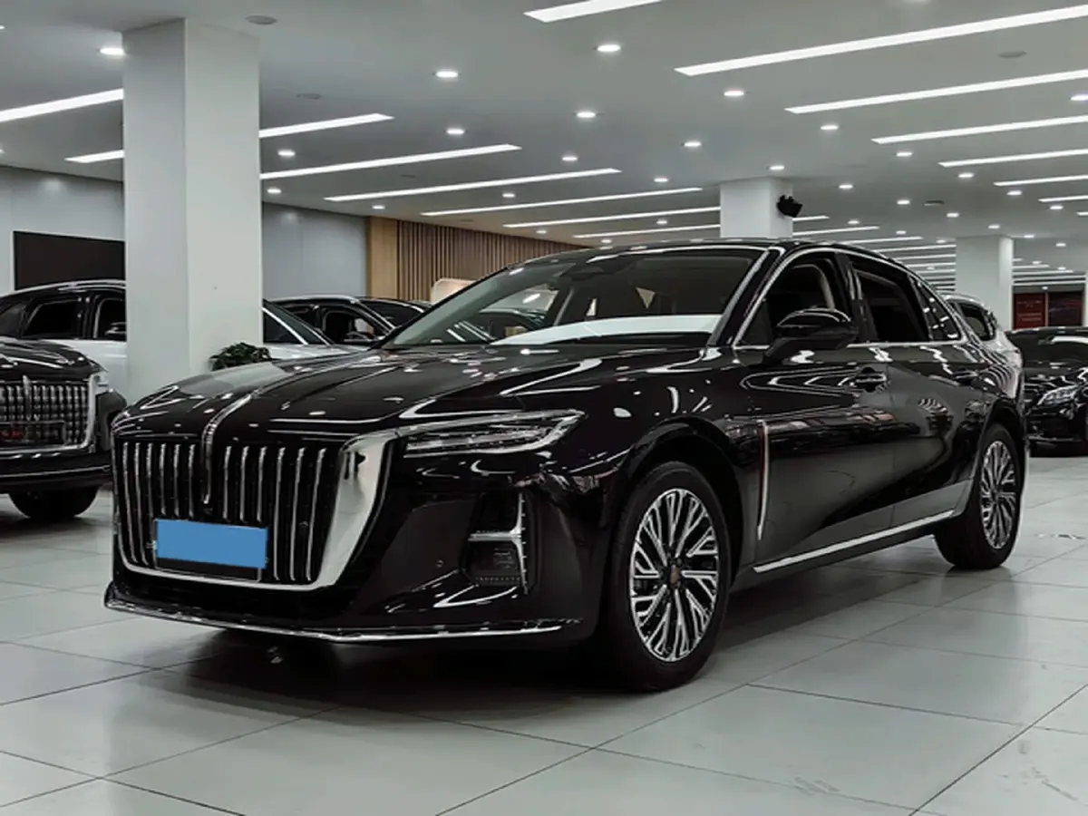2024 HongQi H5 2.0T 224HP L4 8AT
