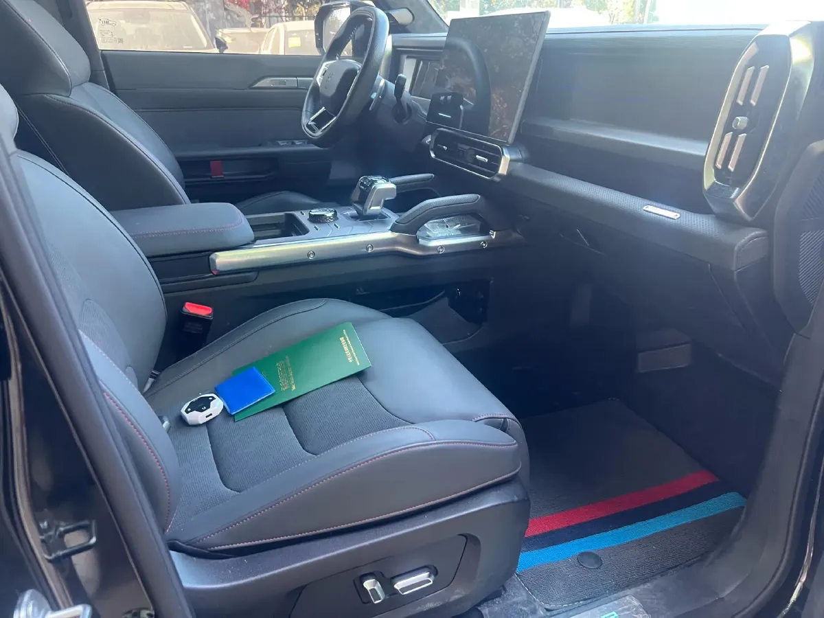 2023 Jetour Traveller 2.0T 254HP L4 7DCT,autocango,china used car exporter,china ev exporter,chinese used car exporter,chinese used ev exporter