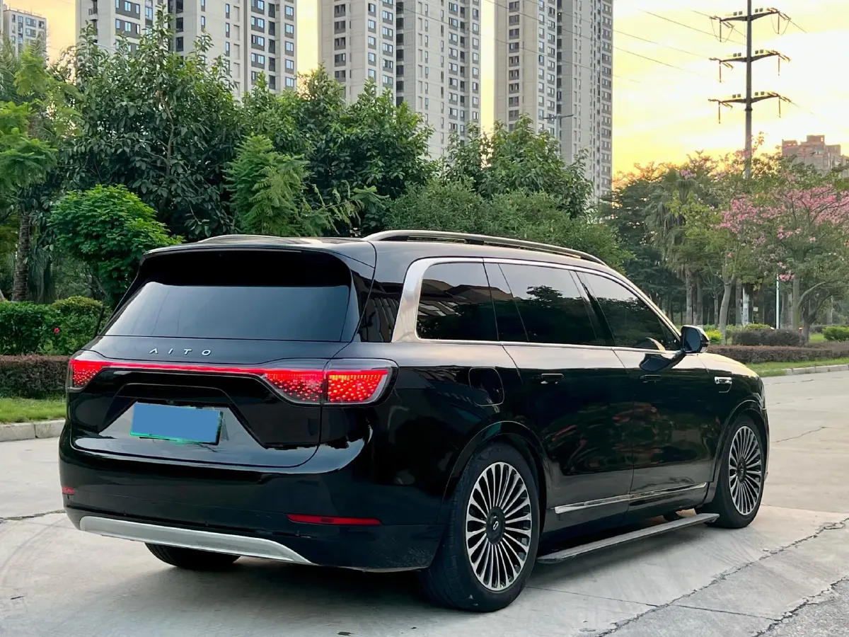 2024 AITO AITO M9 1.5T 152HP L4 REEV 52KWH,autocango,china used car exporter,china ev exporter,chinese used car exporter,chinese used ev exporter