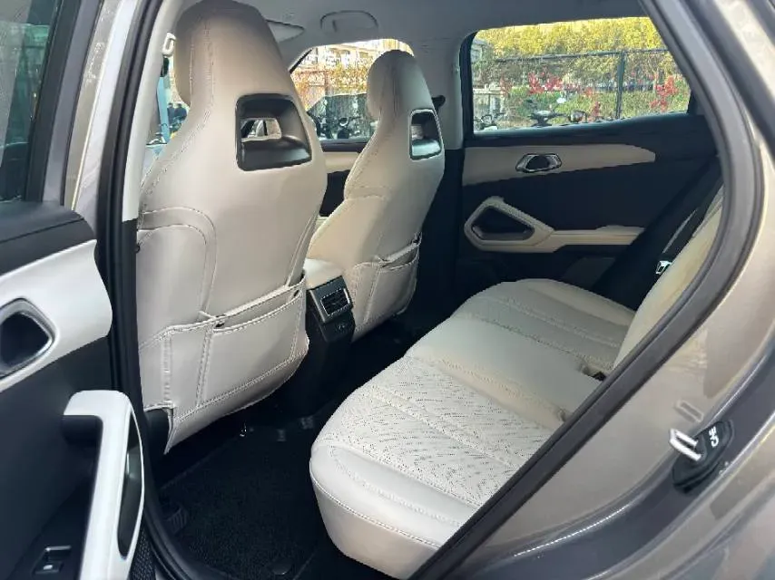 2024 BYD YuanUP BEV 45.12KWH,autocango,china used car exporter,china ev exporter,chinese used car exporter,chinese used ev exporter