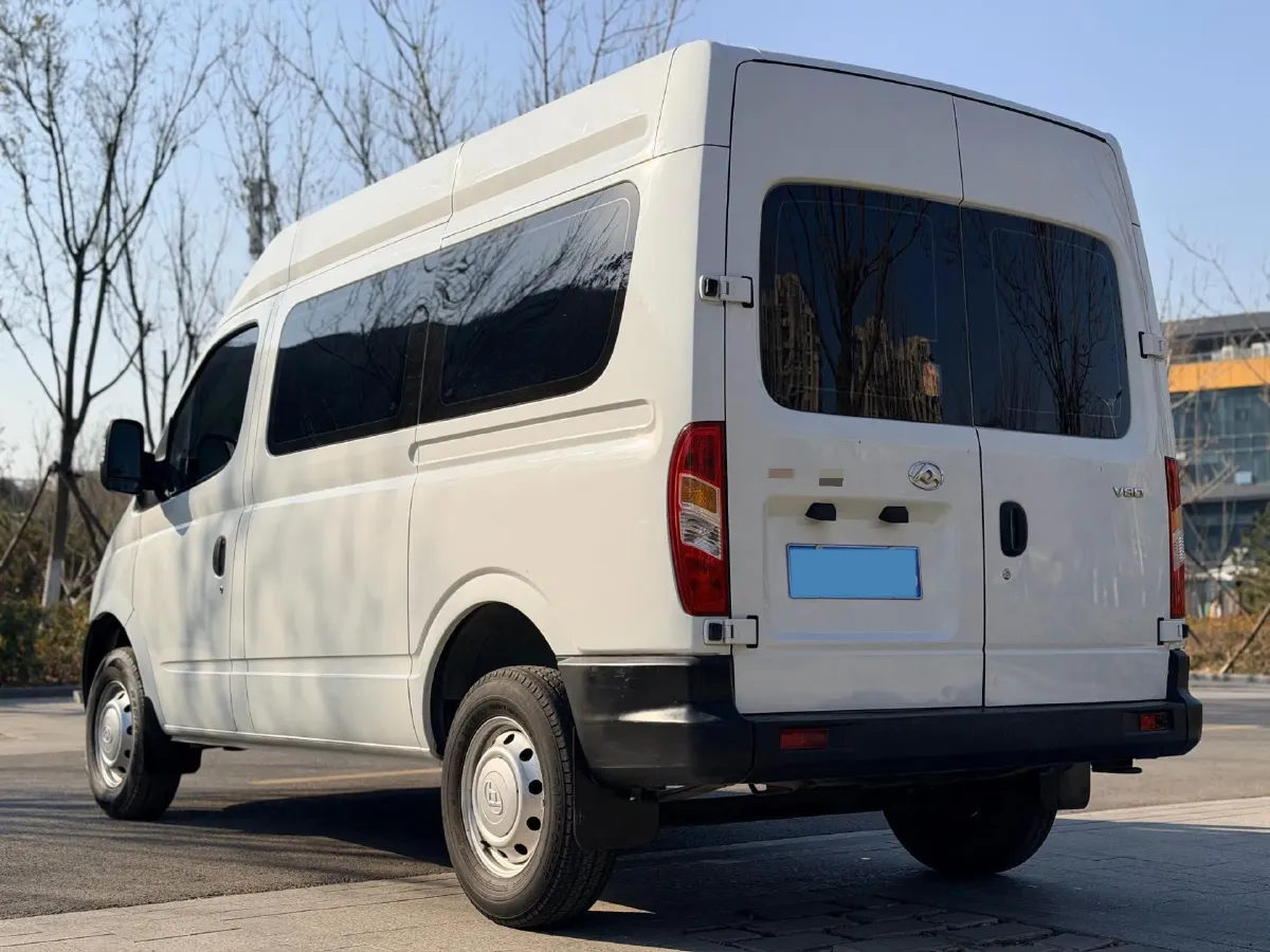 2020 MAXUS XinTu V80 2.5T 136HP L4 6MT,autocango,china used car exporter,china ev exporter,chinese used car exporter,chinese used ev exporter