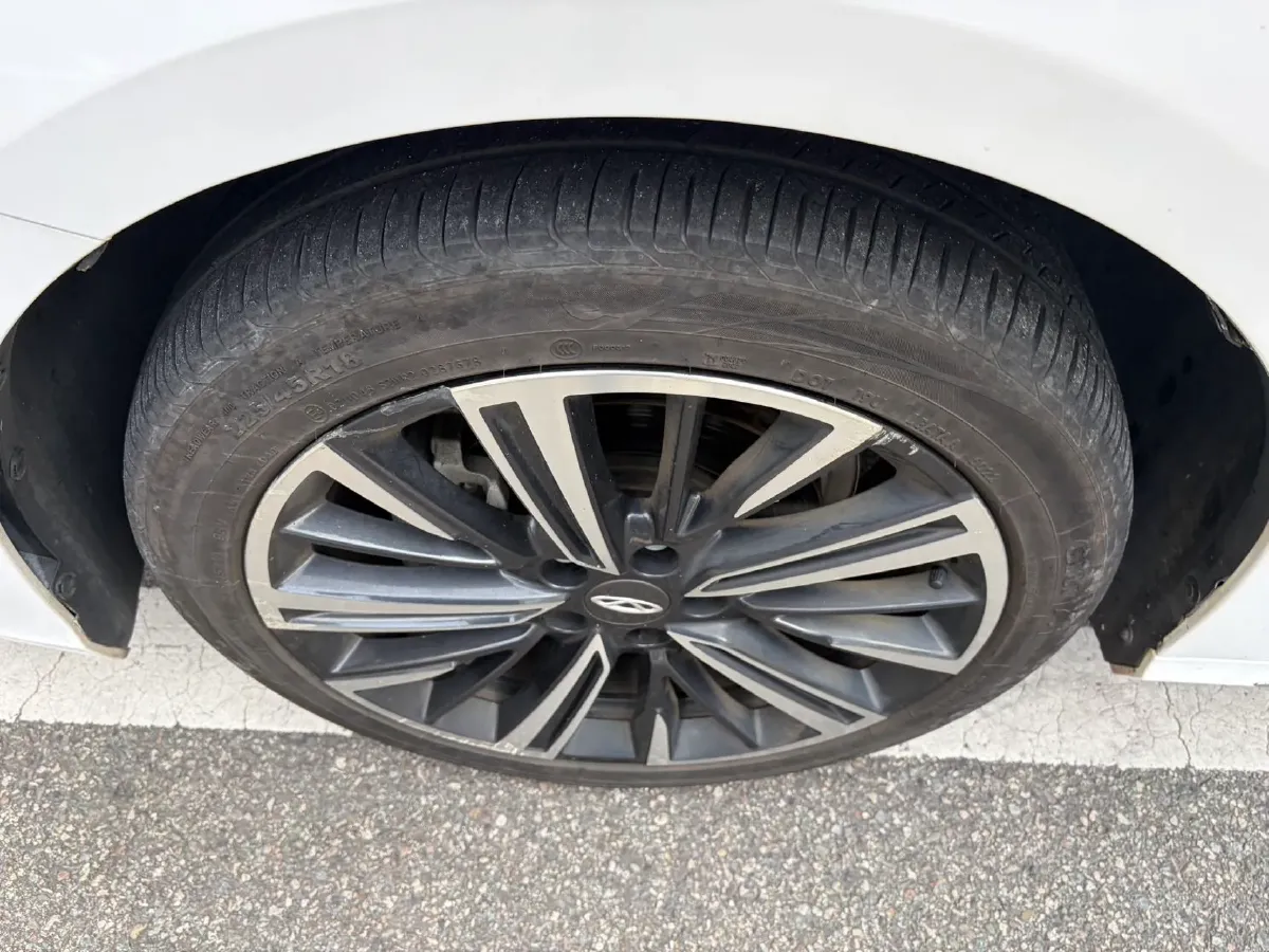 2022 Chery Arrizo 8 1.6T 197HP L4 7DCT,autocango,china used car exporter,china ev exporter,chinese used car exporter,chinese used ev exporter