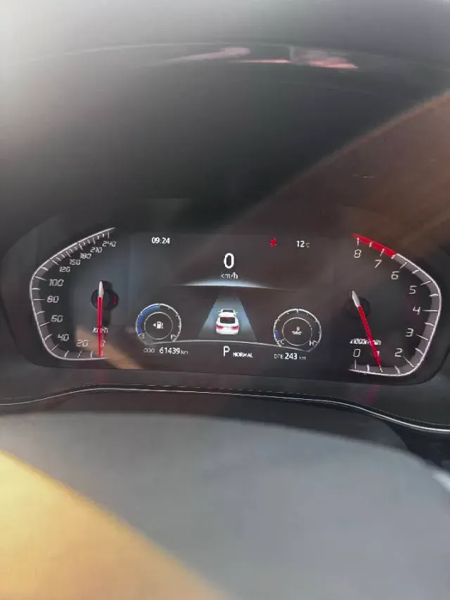 2021 ChangAn CS85 Coupe 1.5T 178HP L4 7DCT,autocango,china used car exporter,china ev exporter,chinese used car exporter,chinese used ev exporter