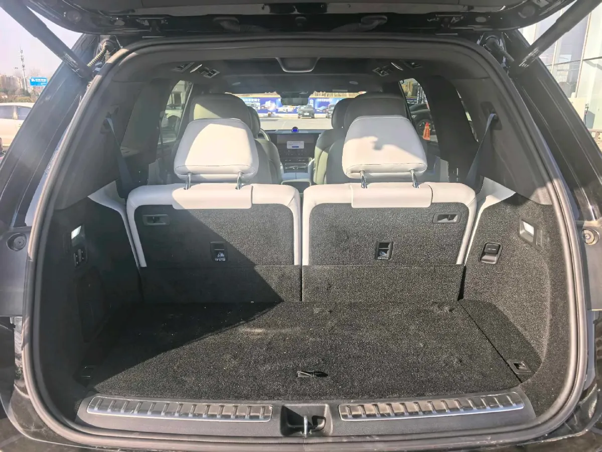 2024 AITO AITO M9 1.5T 152HP L4 REEV 42KWH,autocango,china used car exporter,china ev exporter,chinese used car exporter,chinese used ev exporter