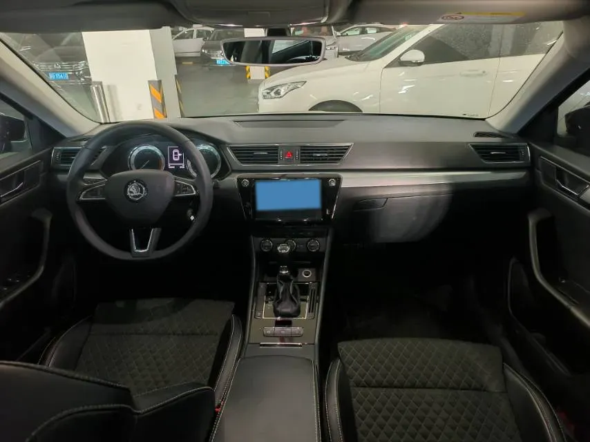 2018 Nissan Terra 2.5L 184HP L4 7AT,autocango,china used car exporter,china ev exporter,chinese used car exporter,chinese used ev exporter